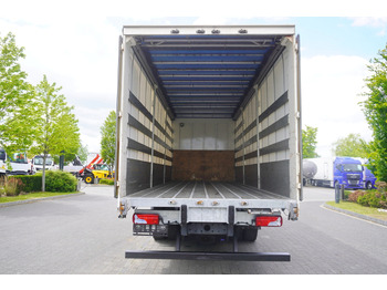 Curtainsider truck MAN TGS 18.440 / 19 EPAL curtainsider / Sleeper cab: picture 4 Curtainsider truck MAN TGS 18.440 / 19 EPAL curtainsider / Sleeper cab: picture 4