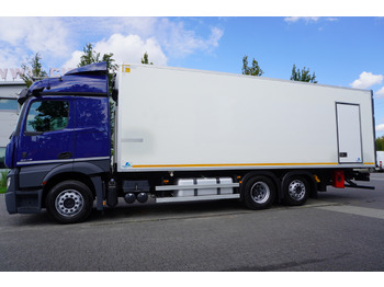 Refrigerator truck MERCEDES-BENZ Actros 2546 / Lecapitaine refrigerator 20 EPAL / Multitemperature / Carrier Supra 1150 MT: picture 2 Refrigerator truck MERCEDES-BENZ Actros 2546 / Lecapitaine refrigerator 20 EPAL / Multitemperature / Carrier Supra 1150 MT: picture 2
