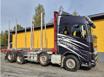 Log truck for transportation of timber VOLVO FH 750 8x4 / 2 lifted axles / timber truck: picture 3