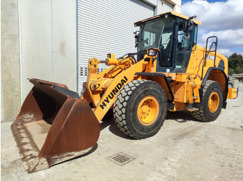 Wheel loader HYUNDAI
