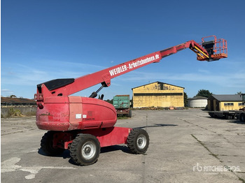 Telescopic boom JLG