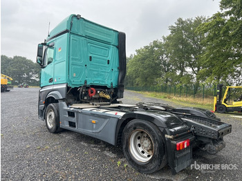 Tractor unit 2013 Mercedes-Benz Actros 1842 (Inoperable) T/A Sleeper Truck Tractor: picture 4