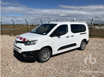 Car TOYOTA