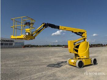 Articulated boom