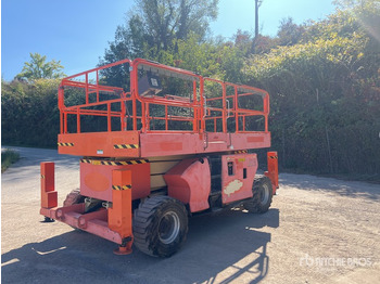 Scissor lift JLG