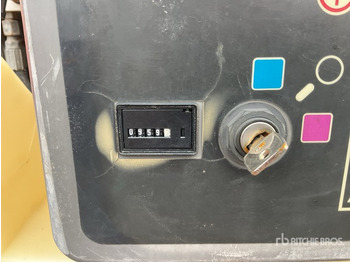 Articulated boom 2013 JLG 450AJ 4WD Diesel Articulating Boom Lift: picture 4