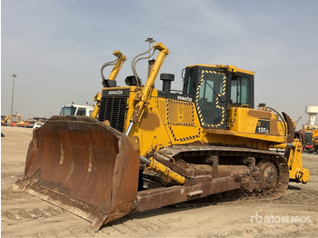 Bulldozer KOMATSU D155