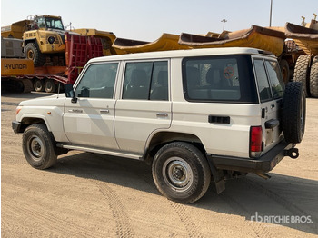 SUV 2016 Toyota Land Cruiser 76R 4x4 SUV: picture 3 SUV 2016 Toyota Land Cruiser 76R 4x4 SUV: picture 3