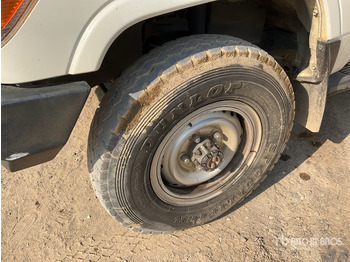 SUV 2016 Toyota Land Cruiser 76R 4x4 SUV: picture 4 SUV 2016 Toyota Land Cruiser 76R 4x4 SUV: picture 4