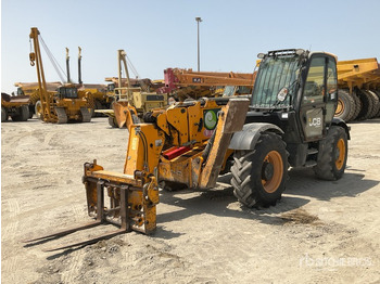 Telescopic handler JCB