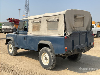 Car Land Rover 110: picture 4