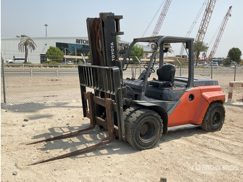 Diesel forklift TOYOTA