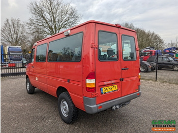 Minibus, Passenger van Mercedes-Benz 316 CDI  4x4 Euro3 - 59.000km - 9 Persoons - Lier - 3 Sperren!  Hoge en Lage Gearing: picture 4