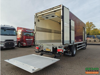 Scania P230 4x2 Dagcab Euro5 - Koel-VriesBak 7.5m + Carrier Supra 950MT + Laadklep 2000kg leasing Scania P230 4x2 Dagcab Euro5 - Koel-VriesBak 7.5m + Carrier Supra 950MT + Laadklep 2000kg: picture 2