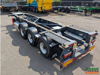 Container transporter/ Swap body semi-trailer Van Hool A3C002 3-Assen BPW - 20 30FT TANK/SWAP - 3490KG - ContainerChassis - ADR - Schijfremmen - 01/2026 APK: picture 3
