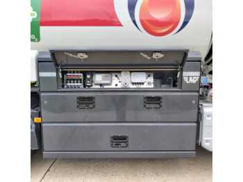 Tank truck VOLVO FM430HP: picture 2