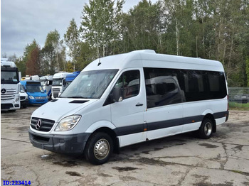 Coach MERCEDES-BENZ Sprinter 519