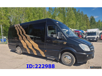 Coach MERCEDES-BENZ Sprinter 519 VIP - 17 Seater: picture 4