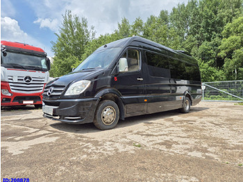 Coach MERCEDES-BENZ Sprinter 519
