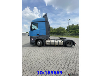 Tractor unit MERCEDES-BENZ Actros 1842