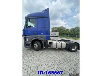 Tractor unit MERCEDES-BENZ Actros 1843
