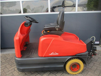 Tow tractor LINDE P60