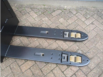 Pallet truck Toyota LPE 200: picture 4 Pallet truck Toyota LPE 200: picture 4