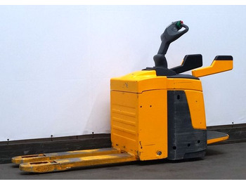 Pallet truck JUNGHEINRICH ERE