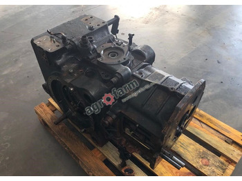 Gearbox Tylny most John Deere 6400 L115878: picture 3