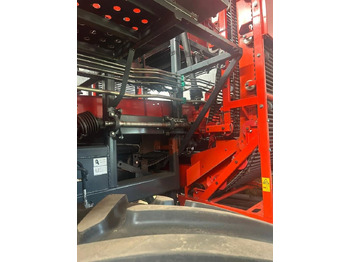 Potato harvester Dewulf R2060: picture 4
