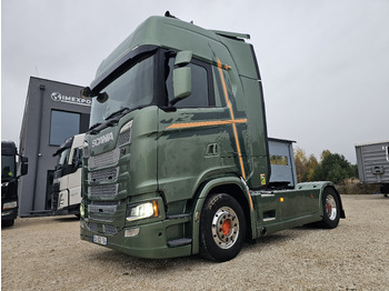 Tractor unit SCANIA S 500