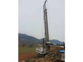 Pile driver SOILMEC