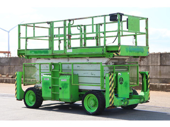 Scissor lift GENIE
