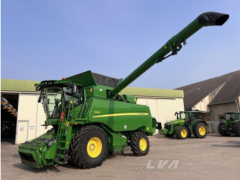 Combine harvester JOHN DEERE T660