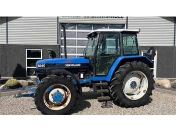 Farm tractor NEW HOLLAND