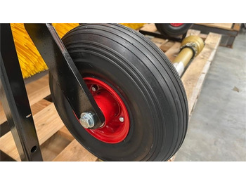 Broom Thyregod TK 1600 PTO, med hydraulisk sving.: picture 3