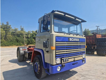 Tractor unit SCANIA 111