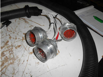 New Cables/ Wire harness for Construction machinery Case 76077923 -: picture 2 New Cables/ Wire harness for Construction machinery Case 76077923 -: picture 2