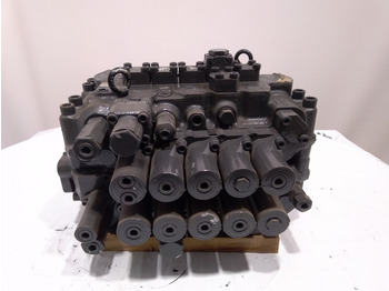Hydraulic valve CASE
