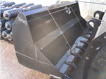 Loader bucket HITACHI