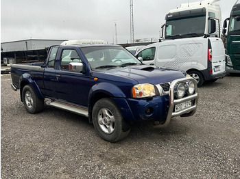 Nissan KING CAB OMB 4WD  leasing Nissan KING CAB OMB 4WD: picture 2