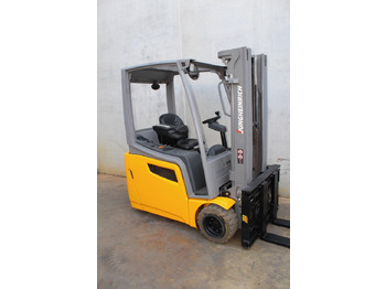 Electric forklift JUNGHEINRICH EFG