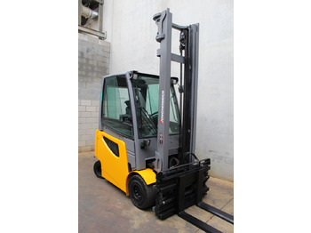 Electric forklift JUNGHEINRICH EFG 425