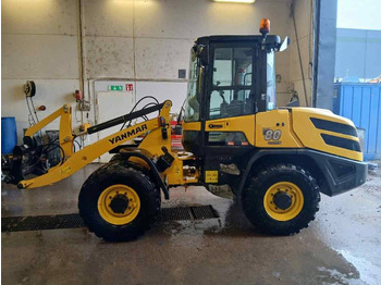 Skid steer loader YANMAR