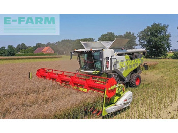 Combine harvester CLAAS trion 730 tt: picture 2