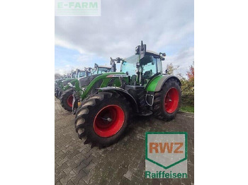 Farm tractor FENDT