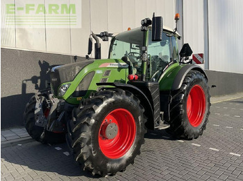 Farm tractor FENDT