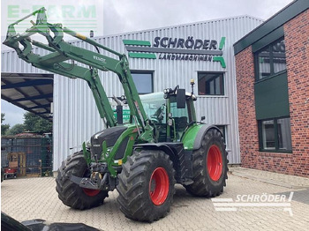 Farm tractor FENDT 724 Vario