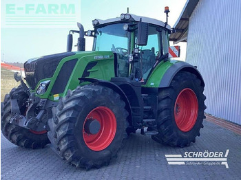 Farm tractor FENDT 824 Vario