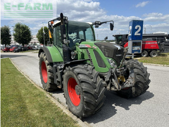 Farm tractor FENDT 718 Vario